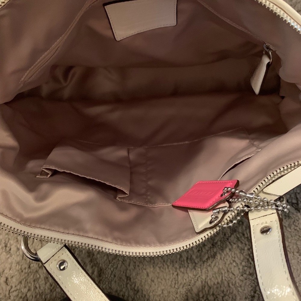 Coach purse - Picture 3 of 3
